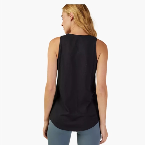 Fox Racing Black Women’s Tank with Red Maple Leaf XS - Picture 6 of 7